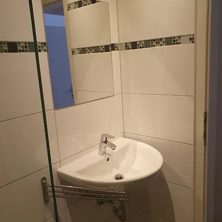 Апартаменты New Center 1 *