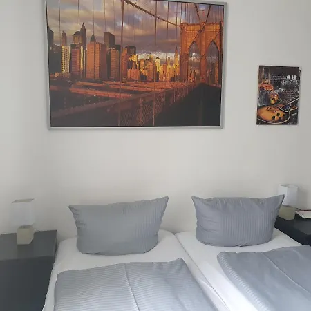 Апартаменты New Center 1