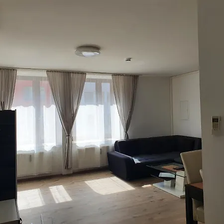New Center 1 Apartment *