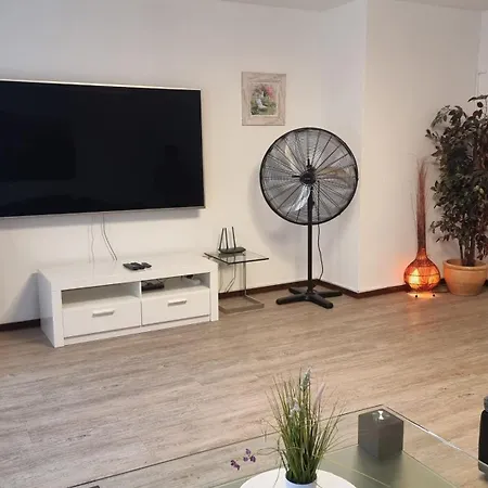 Апартаменты New Center 1