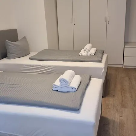 Апартаменты New Center 1 *