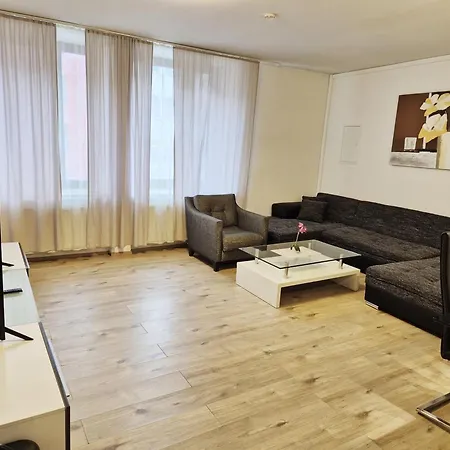 New Center 1 * Мюнхен