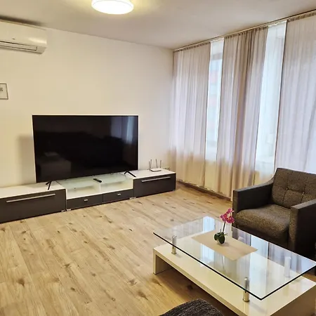 New Center 1 Apartment Munich