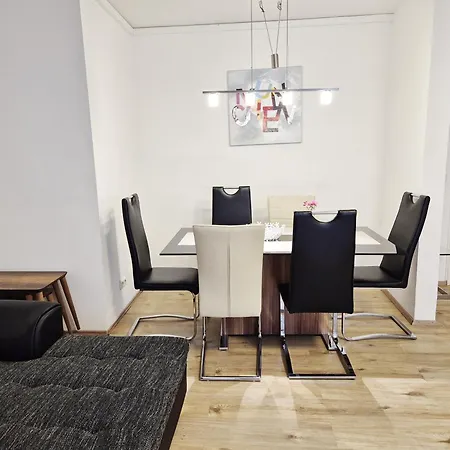 New Center 1 Апартаменты