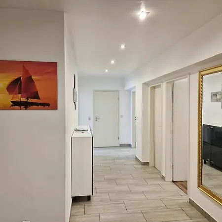 New Center 1 Апартаменты