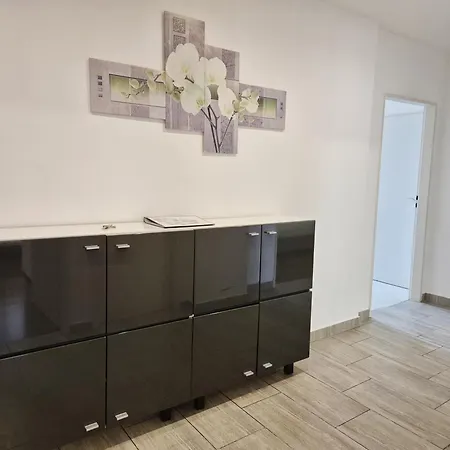 New Center 1 Apartment
