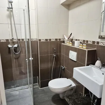 New Center 1 * Мюнхен